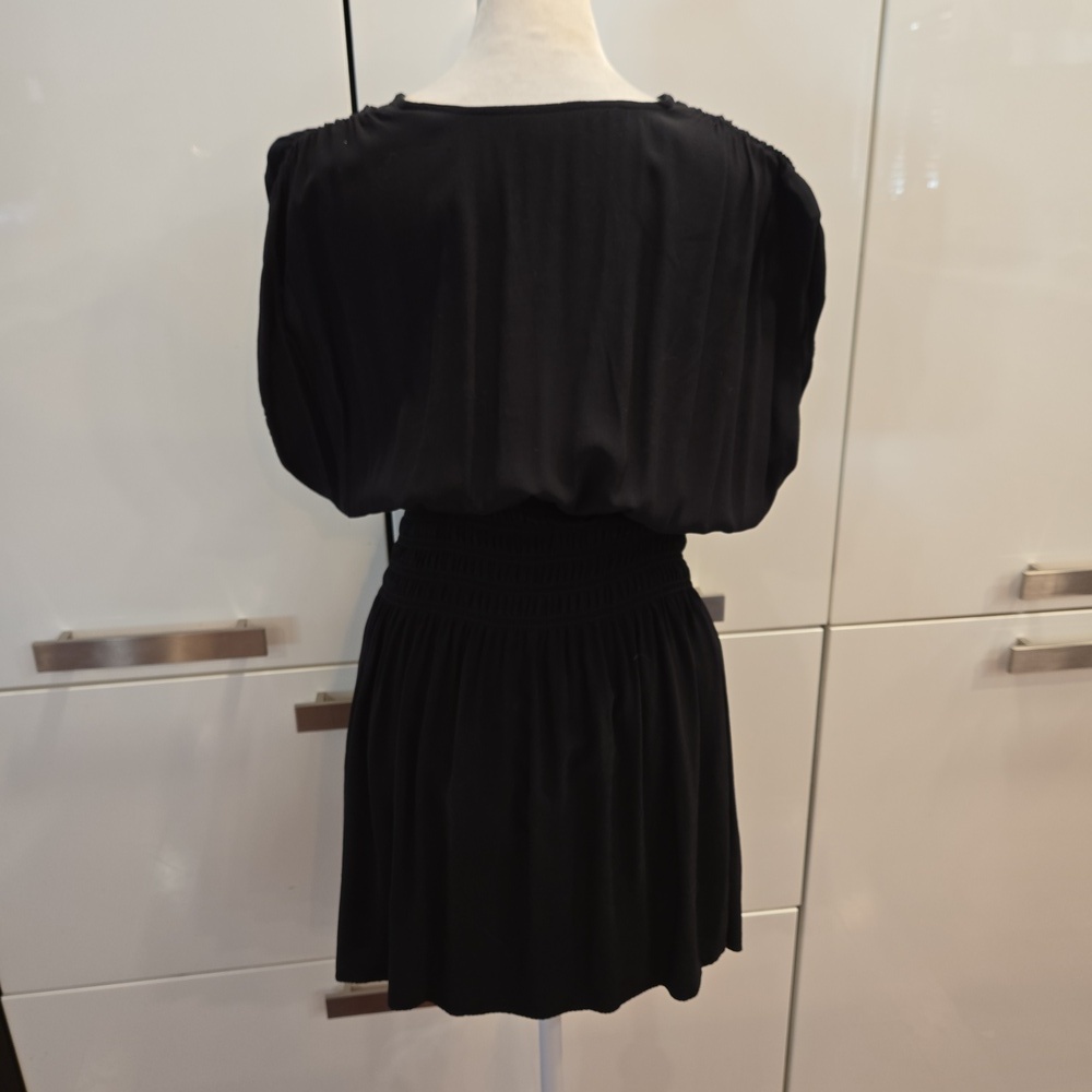 Rails Sierra Black Mini Dress Smocked Womens Size Small - Picture 6 of 9